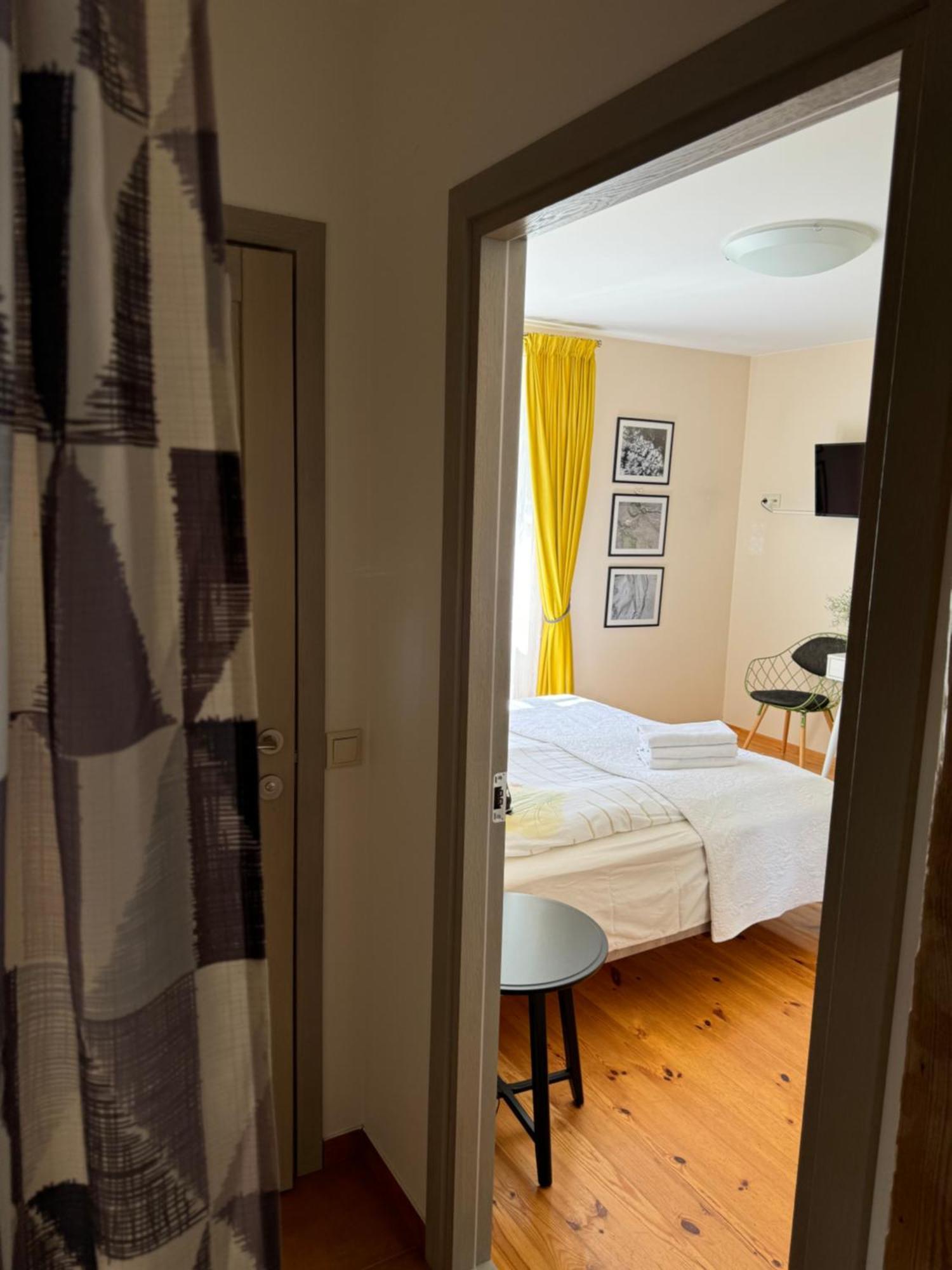 Guest House "8 Smilgos" Klaipeda Ngoại thất bức ảnh