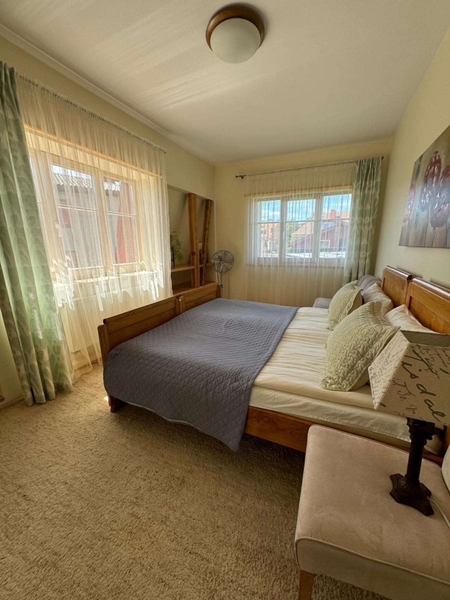 Guest House "8 Smilgos" Klaipeda Ngoại thất bức ảnh